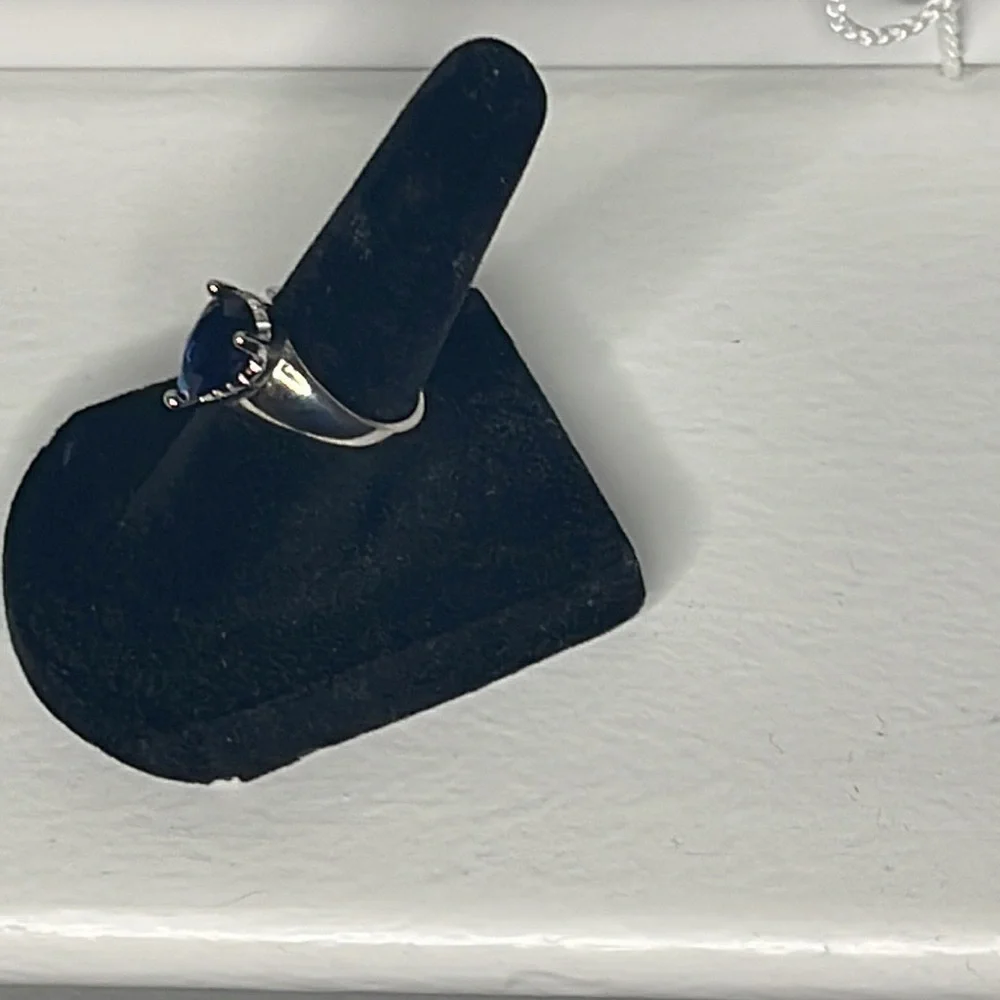 D&p Sterling Silver Ring. - Picture 7 of 11